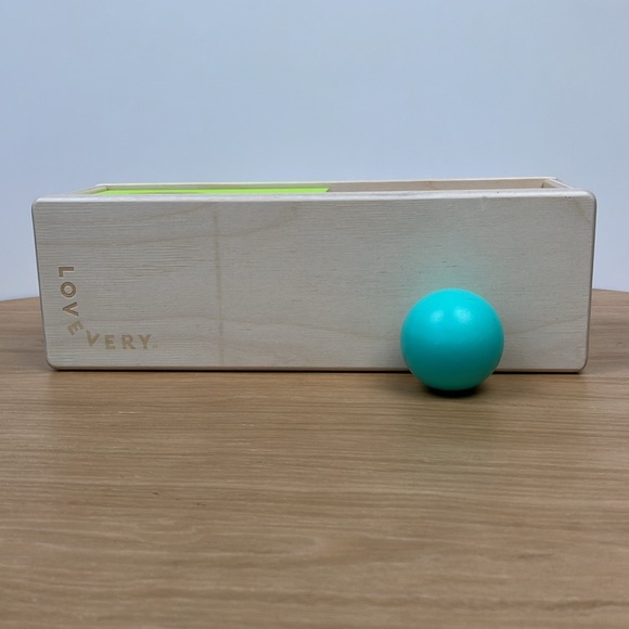 LOVEVERY Sliding Top Box - Picture 4 of 5